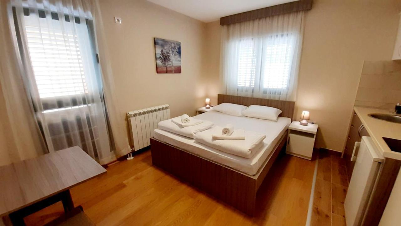 Pilon Apartments Zabljak  Exterior photo